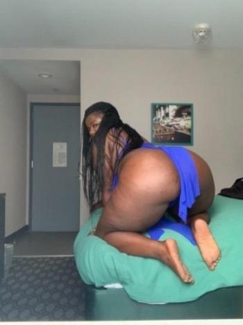 336-938-1142, 25  female escort, Hickory