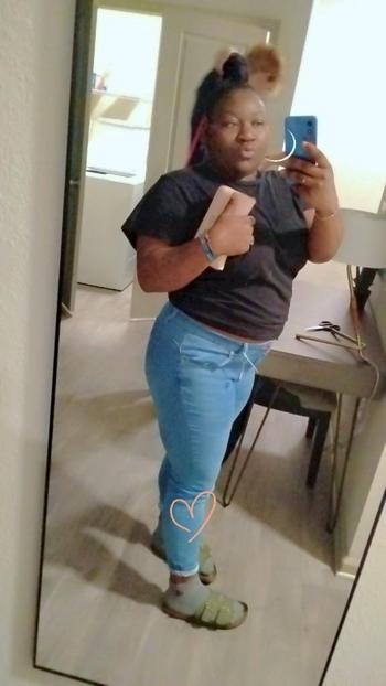 Dedee, 27  female escort, Hickory