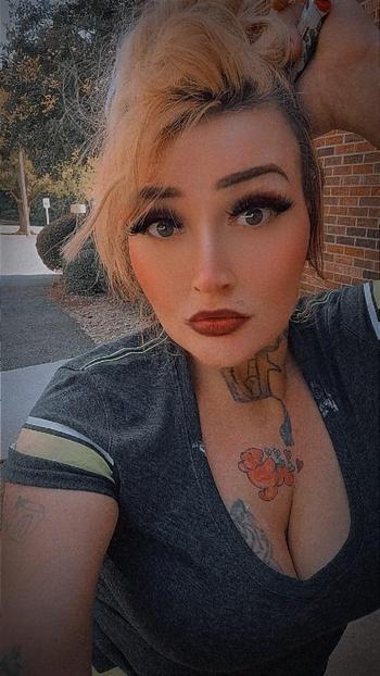 veronica out&amp; Cardate Now, 31  female escort, Hickory